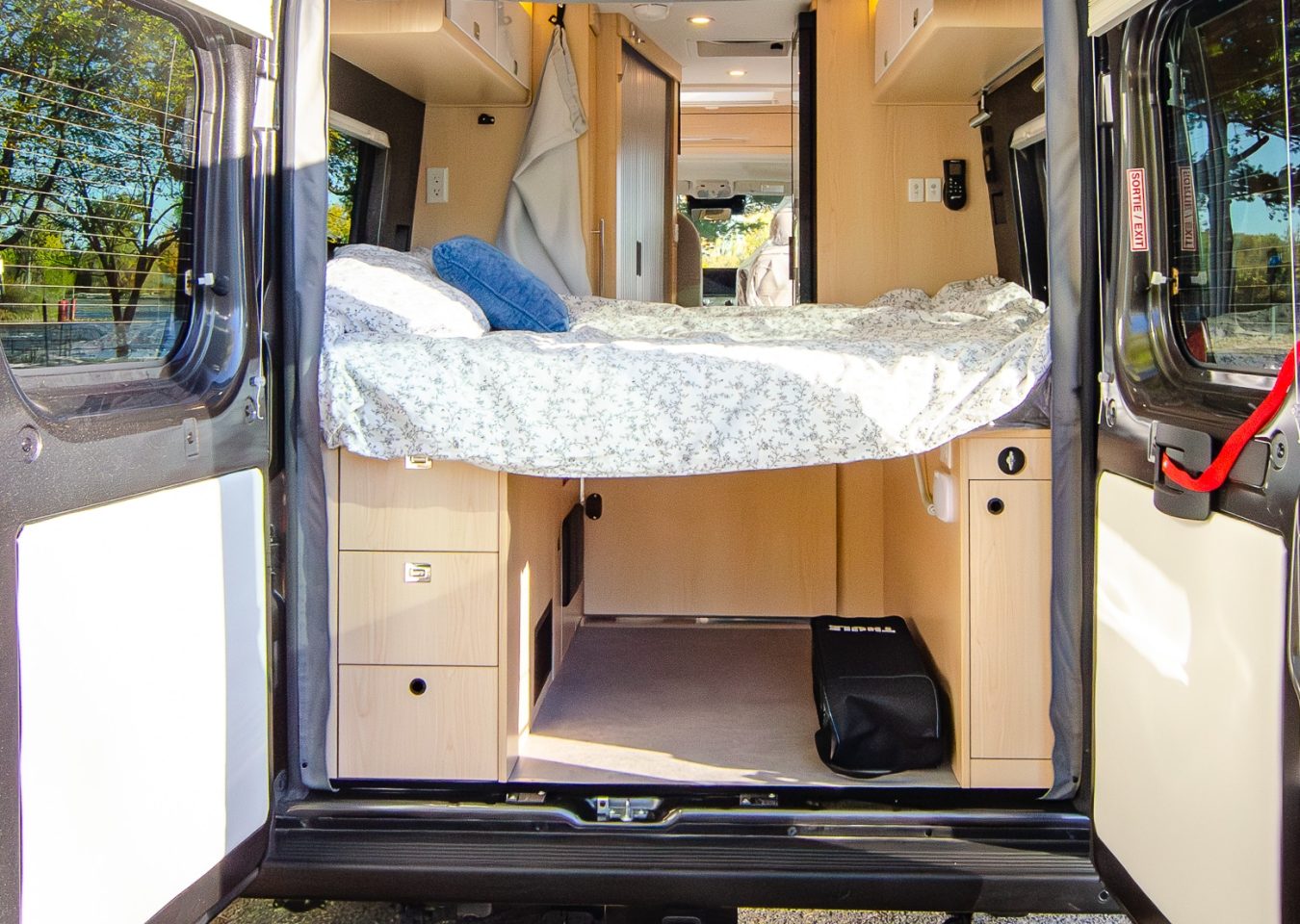Cargo, Panoramic, G, RV, RV inside