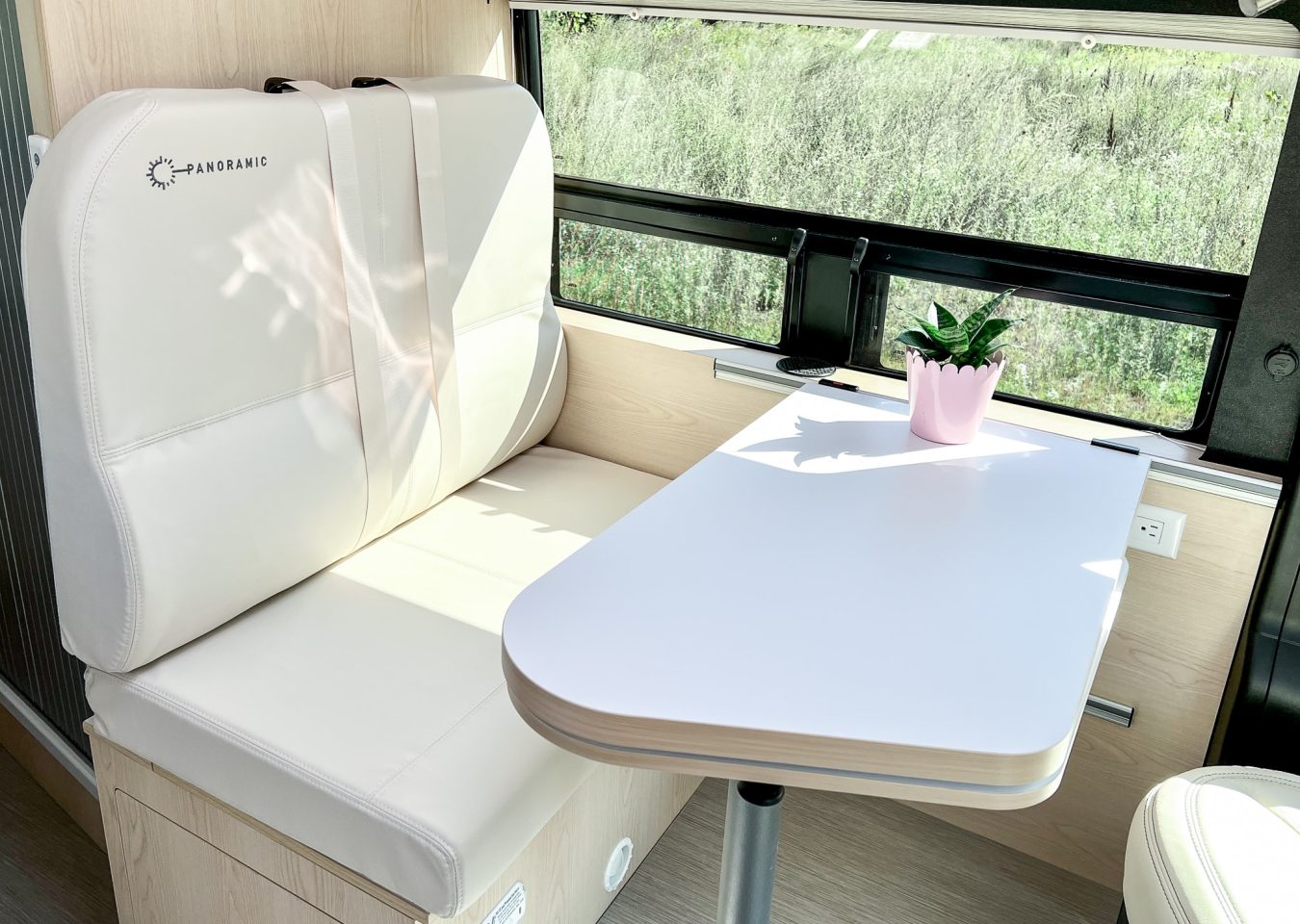 Panoramic, Classique, VR, RV, table, siège, banquette