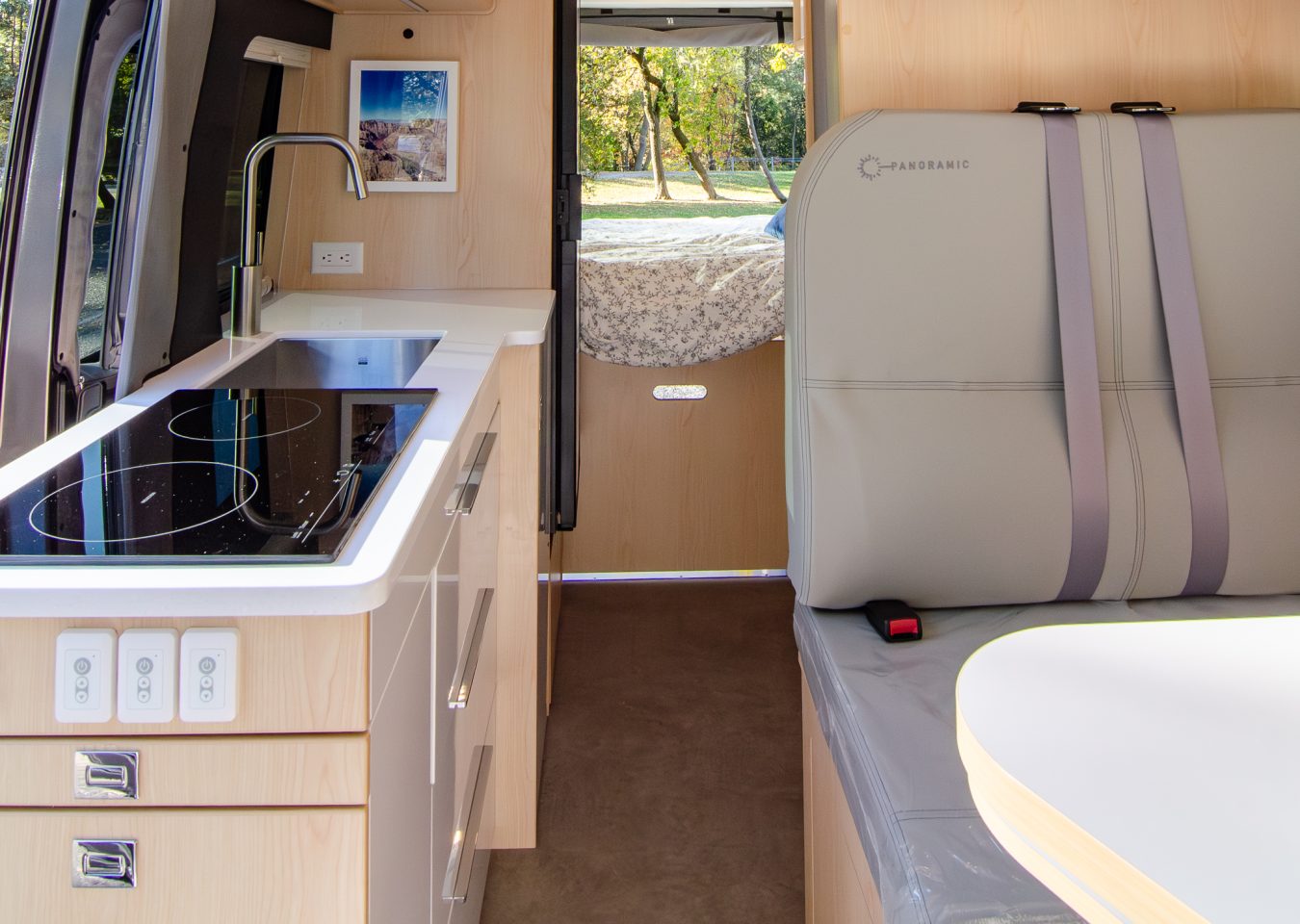 Panoramic, VR, RV, RAM, ProMaster, Gris granite, Chambly, feuilles, automne, G, cuisine, évier, banquette